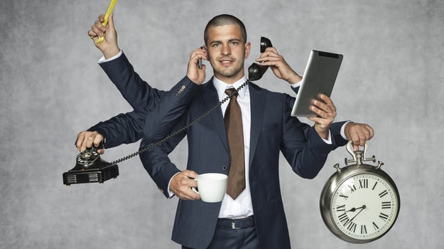 Comment développer un guide de l'employé efficace : le manuel que votre entreprise mérite