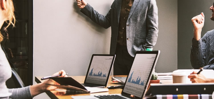 L’Art de Motiver Vos Employés par la Fixation d’Objectifs